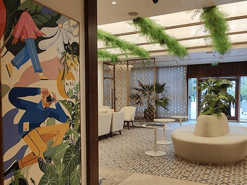 Main Image Main Image