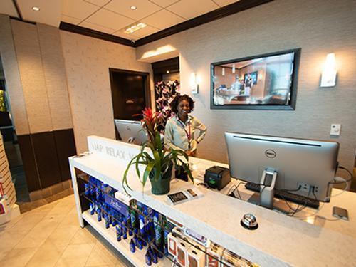 Minute Suites, Charlotte NC Douglas Intl, USA Minute Suites, Charlotte NC Douglas Intl, USA