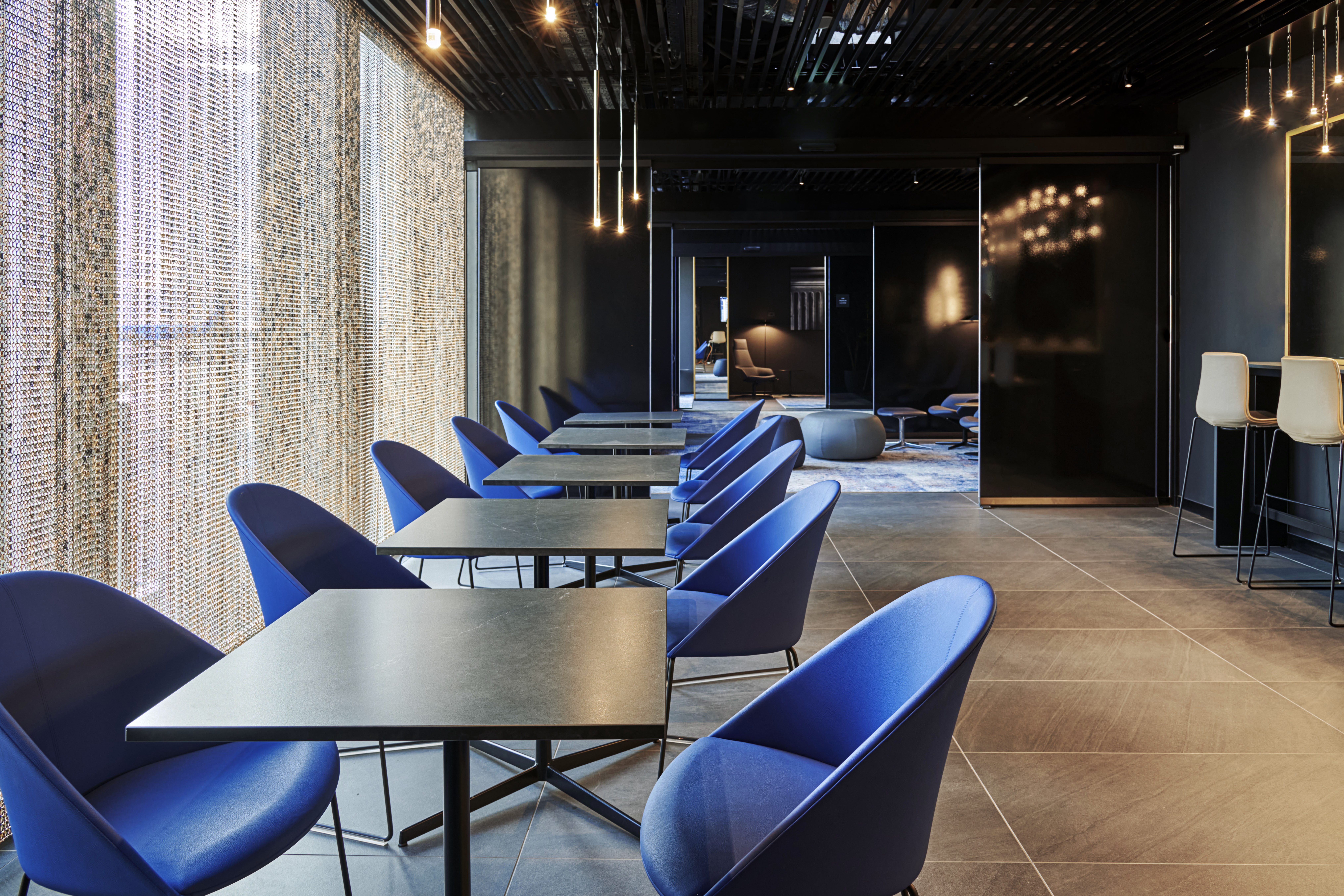 Prima Vista Lounge - Portus