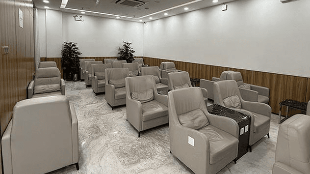 First Class Lounge