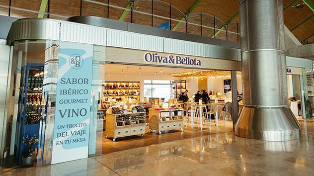 Olivia & Bellota