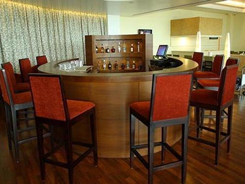 Earth Lounge, Cochin International, India Earth Lounge, Cochin International, India