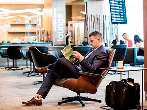 Executive Lounge, Wroclaw Nicolaus Copernicus, Poland Executive Lounge, Wroclaw Nicolaus Copernicus, Poland