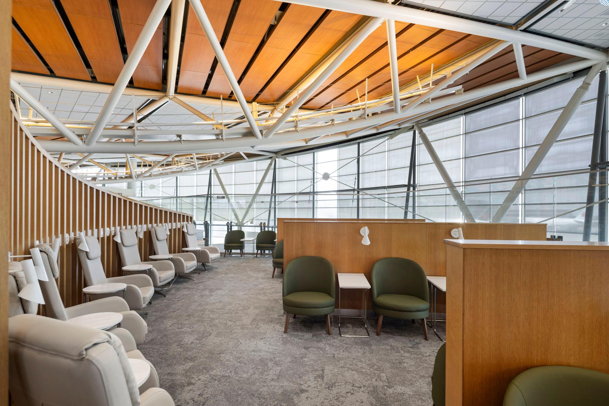 SkyTeam Lounge (International Departures), Vancouver International, Canada SkyTeam Lounge (International Departures), Vancouver International, Canada